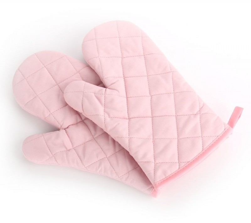 Quilted Pink Oven Gloves