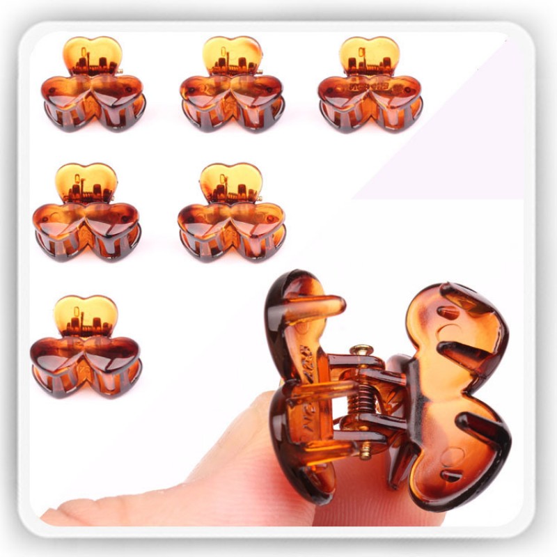 105869405 Brown Claw Hair Grip Clearance