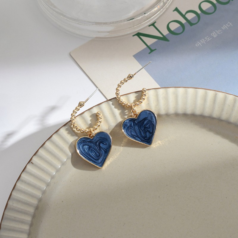 5 C Hook Hanging Love KStyle Earring Studs