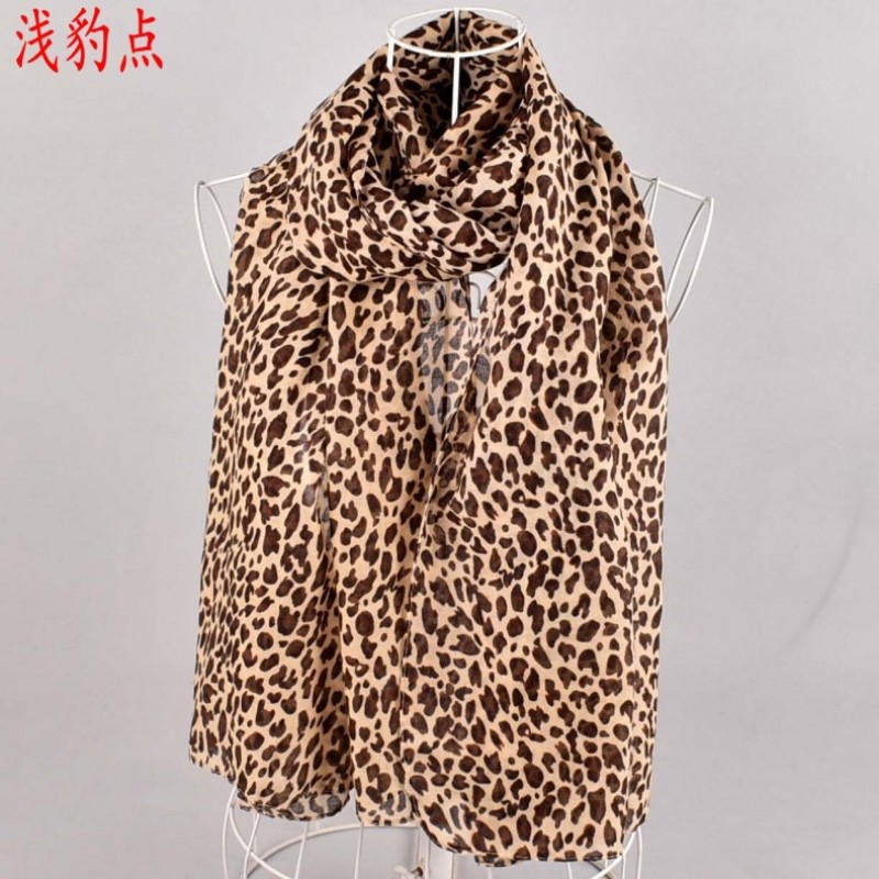 Light Leopard Point Classic Leopard Print Hijab