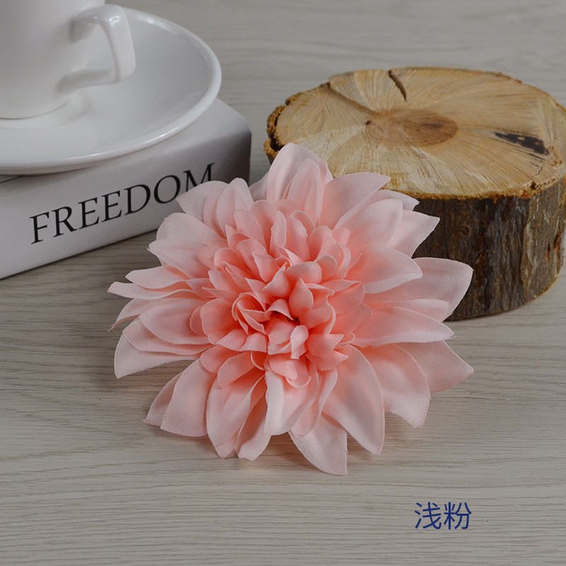 Light Pink10Cm In Diameter Artificial Dahlia Head