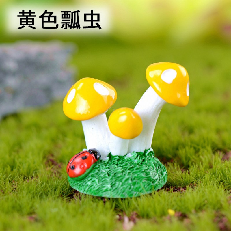Yellow Ladybug Micro Landscape Miniature Craft Supplies