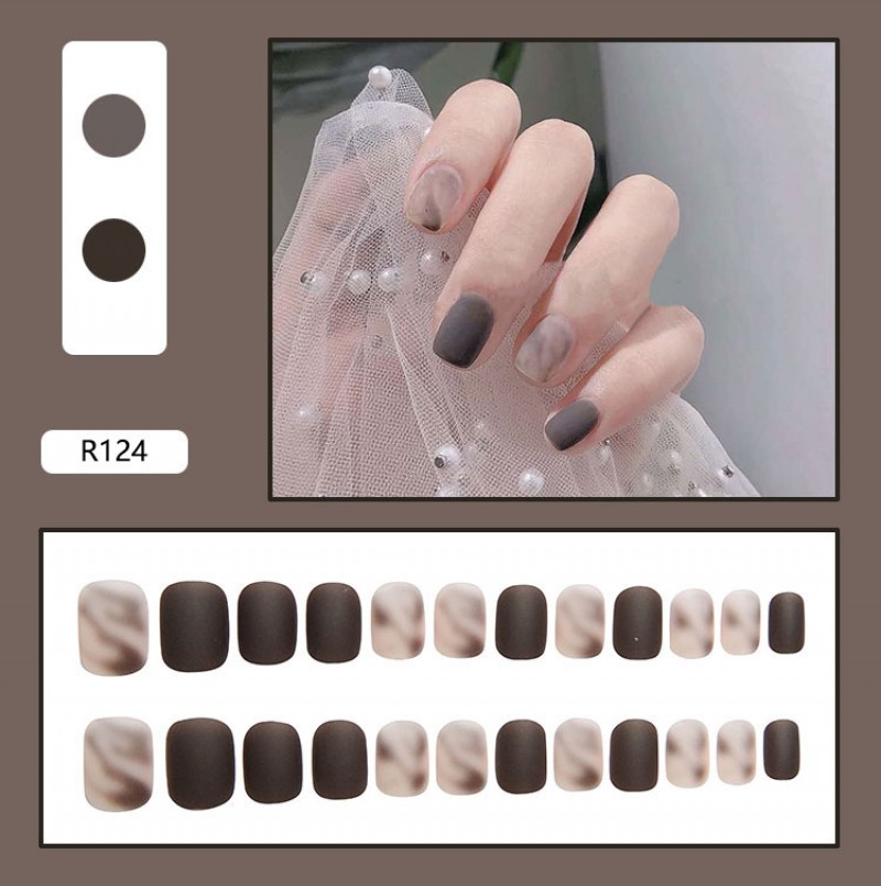 R124 Soot Blooming Fake Nails Clearance