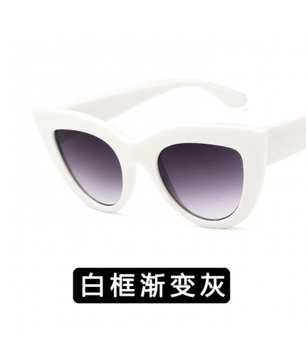 white frame gradient gray Retro Style Sunglasses 