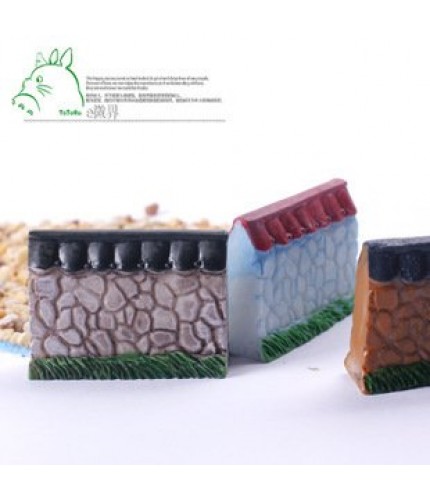 4cm long  3cm high  random s Micro Landscape Ornament