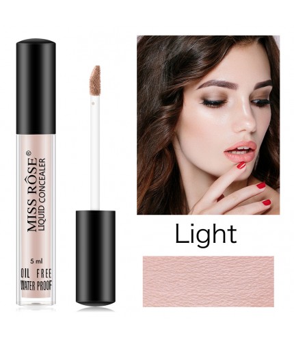 Light Moisturising Oil Control Foundation Clearance