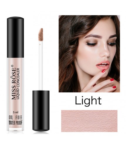 Light Moisturising Oil Control Foundation Clearance