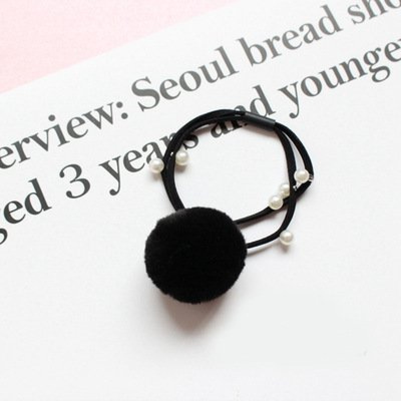 Fur ball pearl hair band black