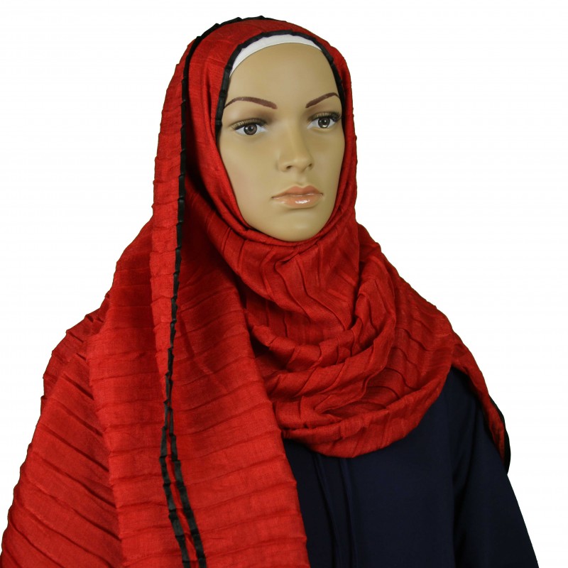 Red Piping Hijab