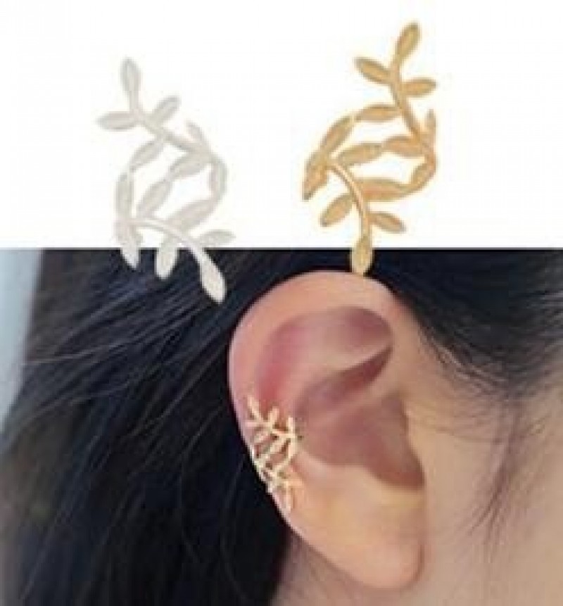 Gold Foliage Ear Clasp