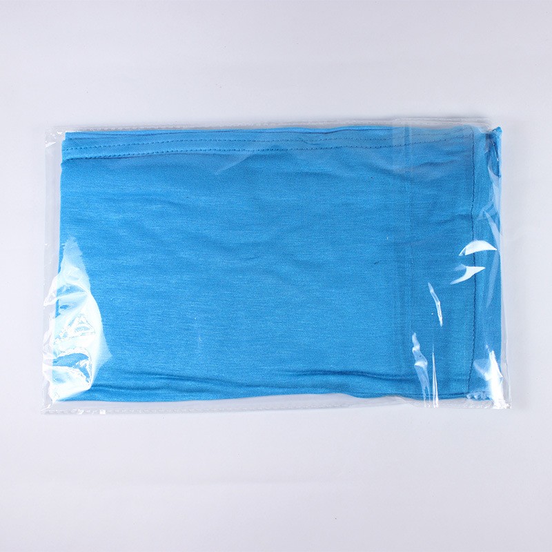 Lake Blue Boloro Under Cover Sleeves 