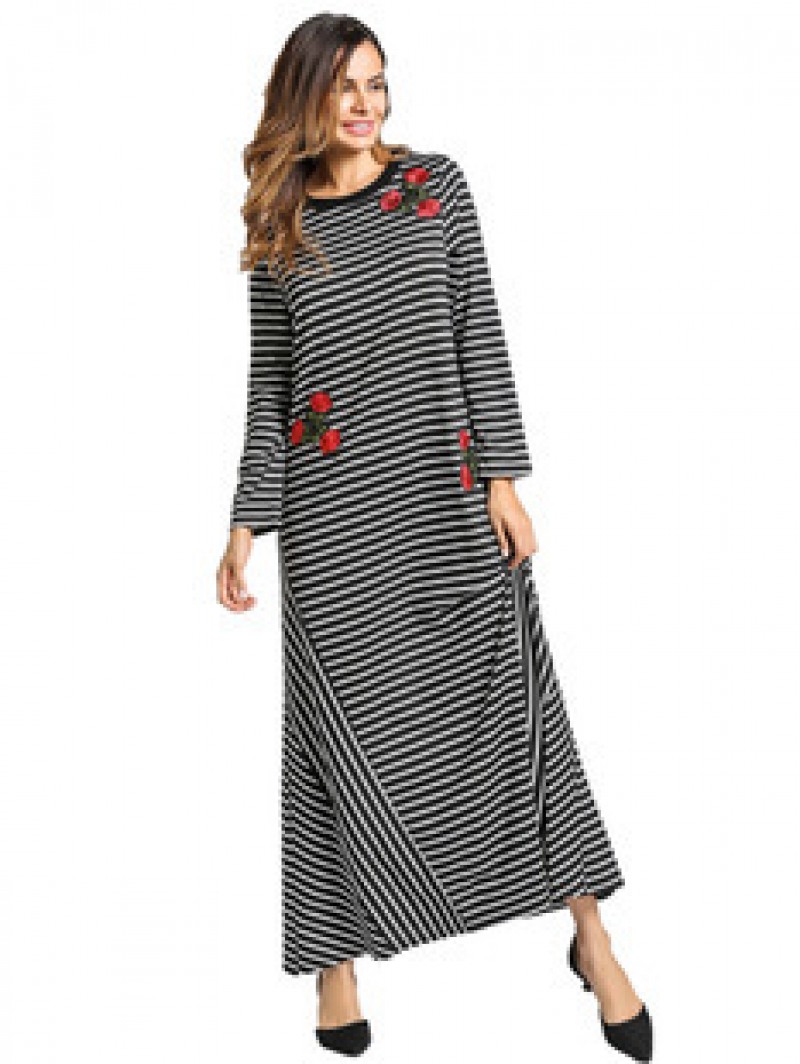 Stripe Rose embroidered Abaya L 