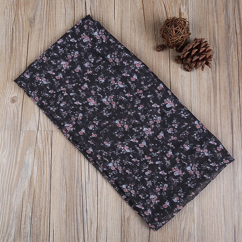 Gray Floral Burst Print Hijab