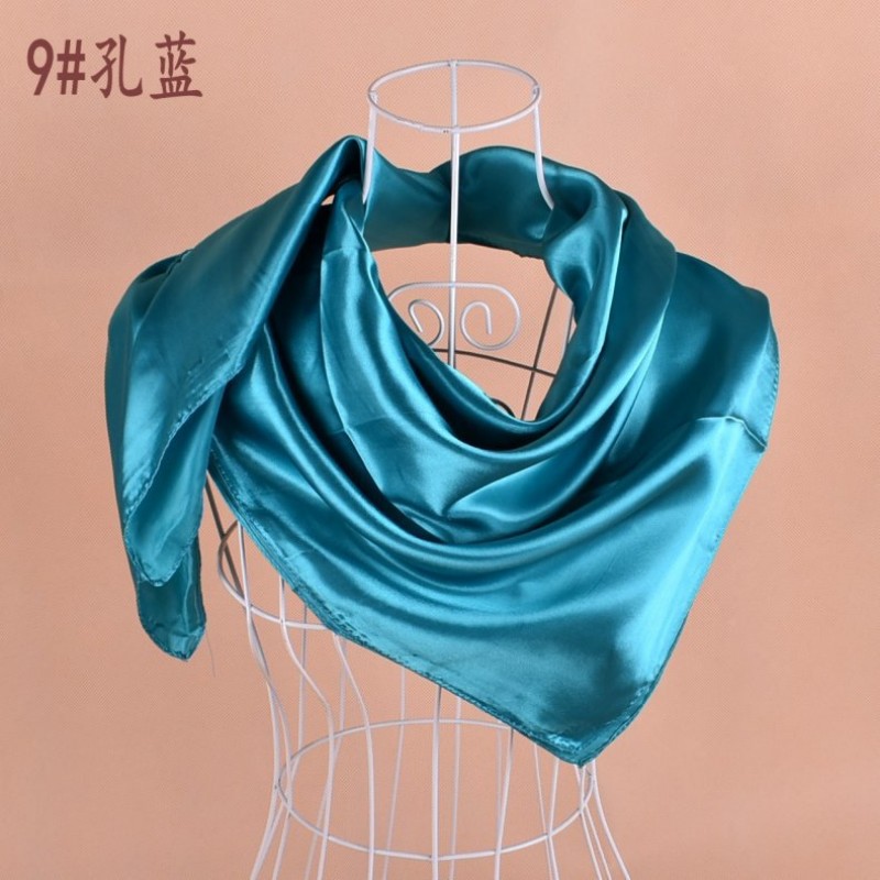 hole Classic Satin Square Hijab