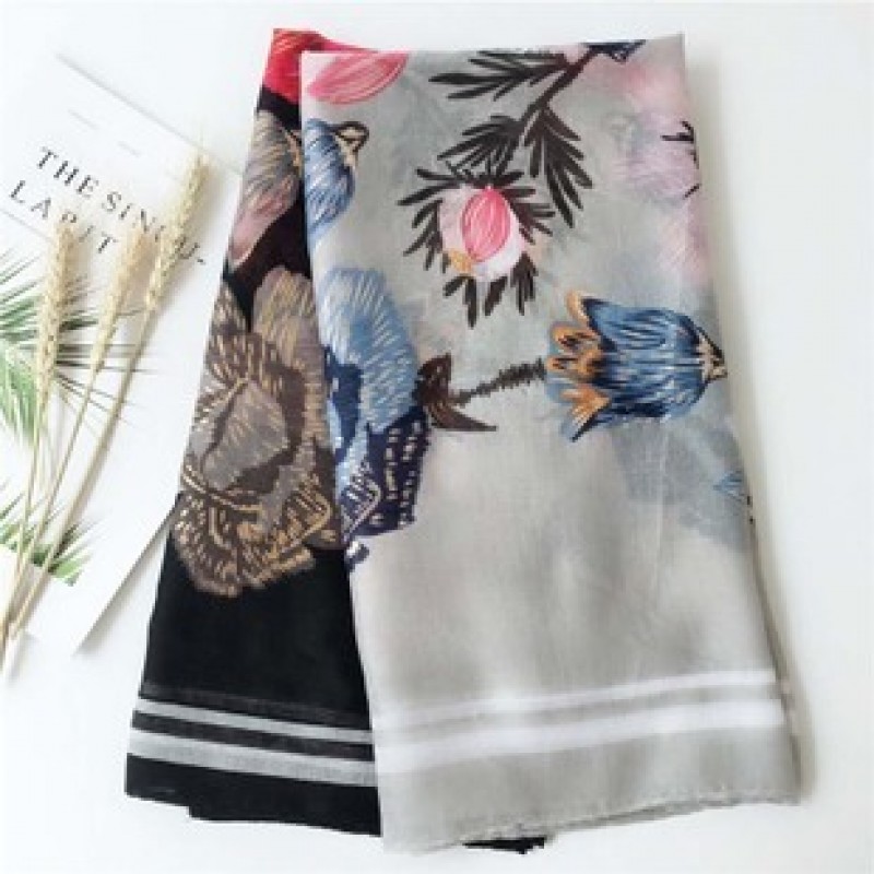 Black Sketched Garden Print Hijab