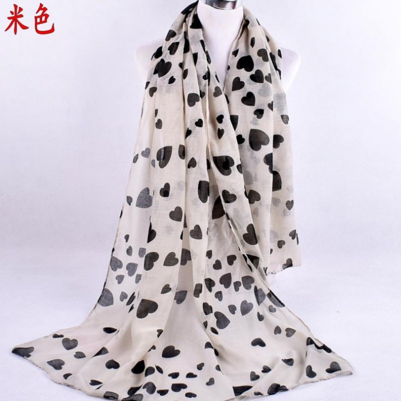 White Black Lovely Hearts Print Hijab