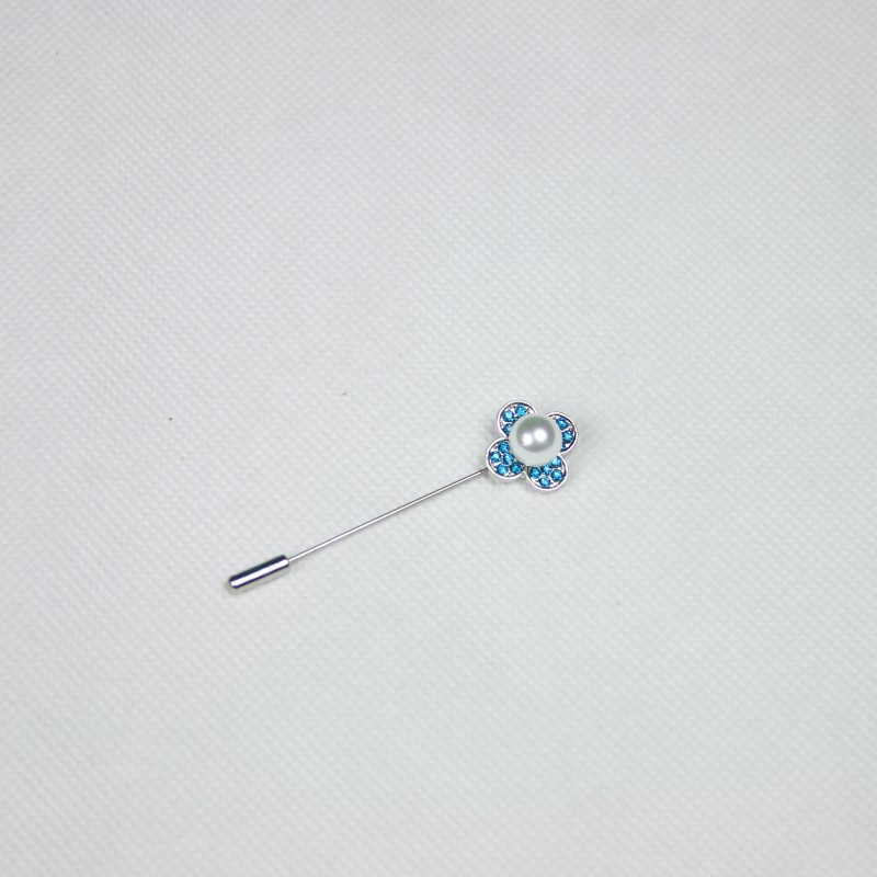 Sky Pearl Daisy Hijab Pin