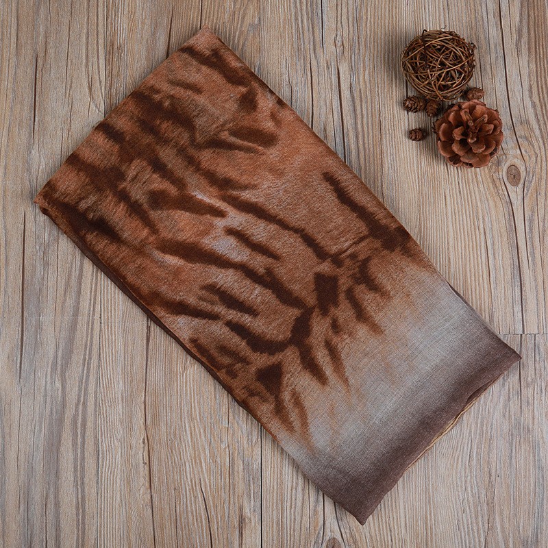 Coffee Tiger Blend Print Hijab