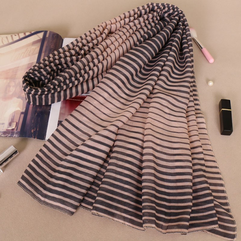 gray powder Premium Cotton Striped Gradient Hijab