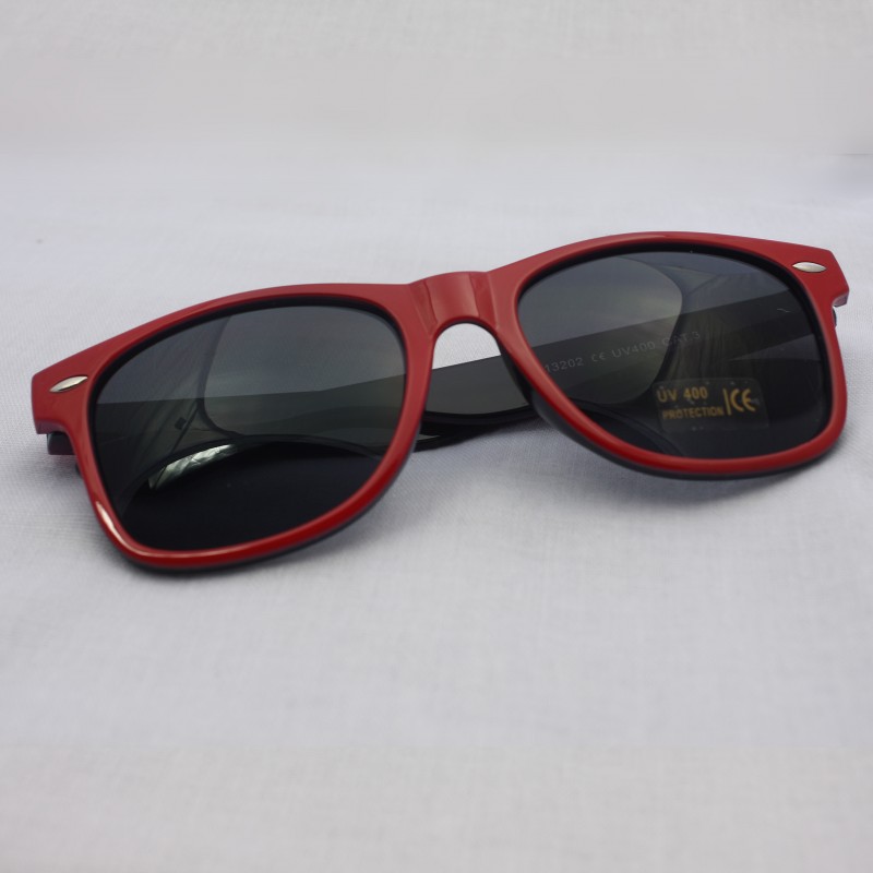 Red Black Wayfarer