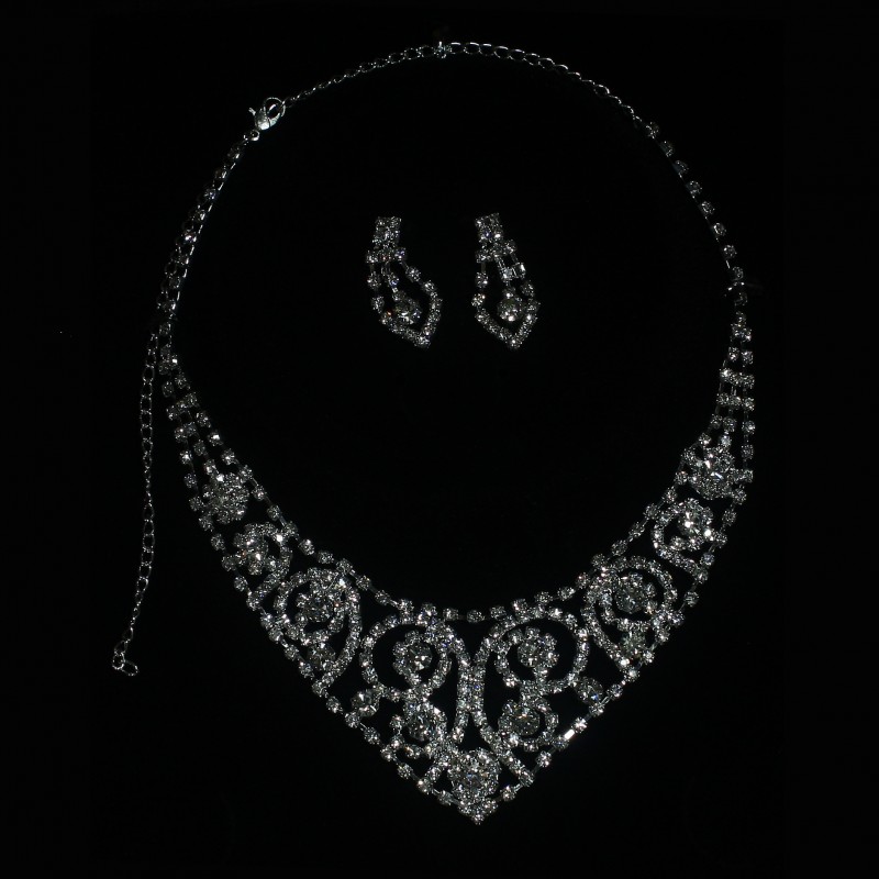 Paisley Crystals
