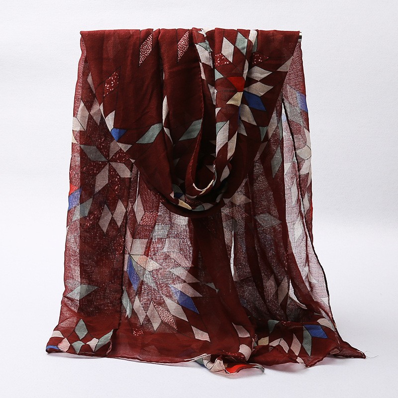 Jujube Geometric Diamond Print Hijab