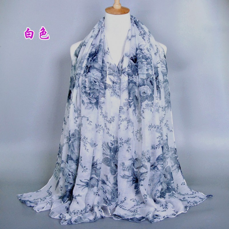 White Gardenia Rose Print Hijab