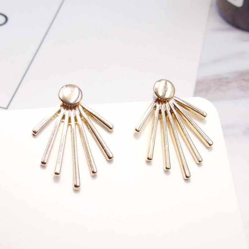 Gold Creative Vertical Stripe Studs