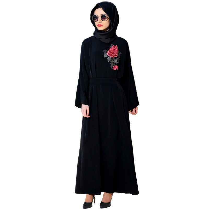 Black Basics Rose Embroidered Abaya XL 