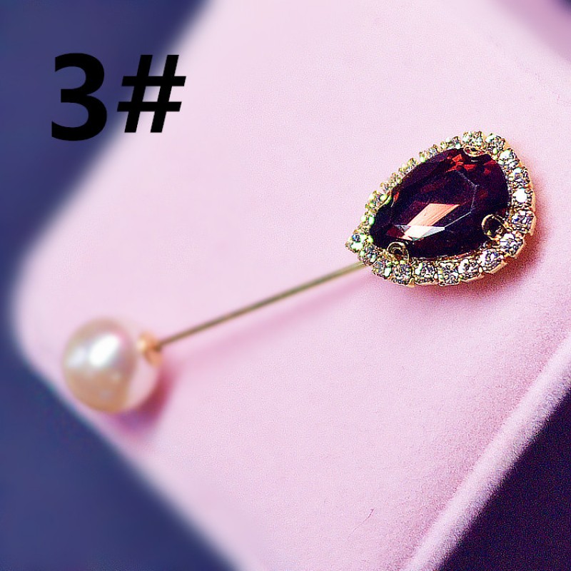 wine red Elizabeth Vintage Hijab Pin 