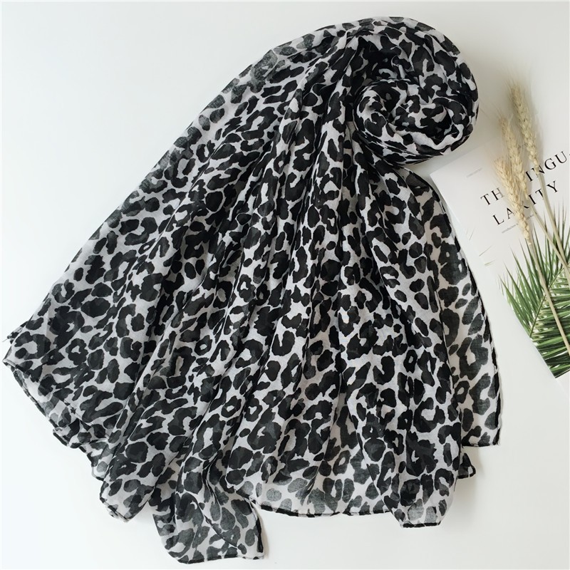 Black Classic Leopard Print Hijab