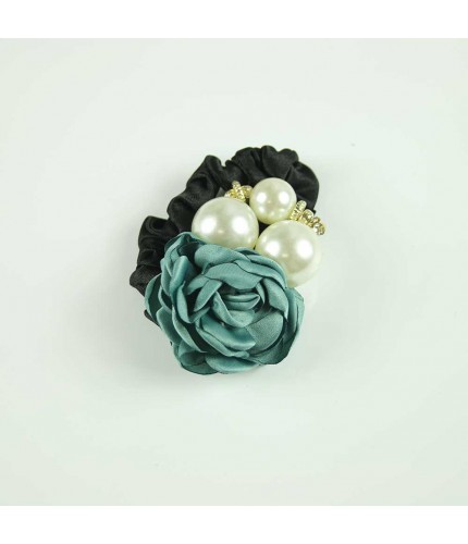 Light Green rose three pearl hairband