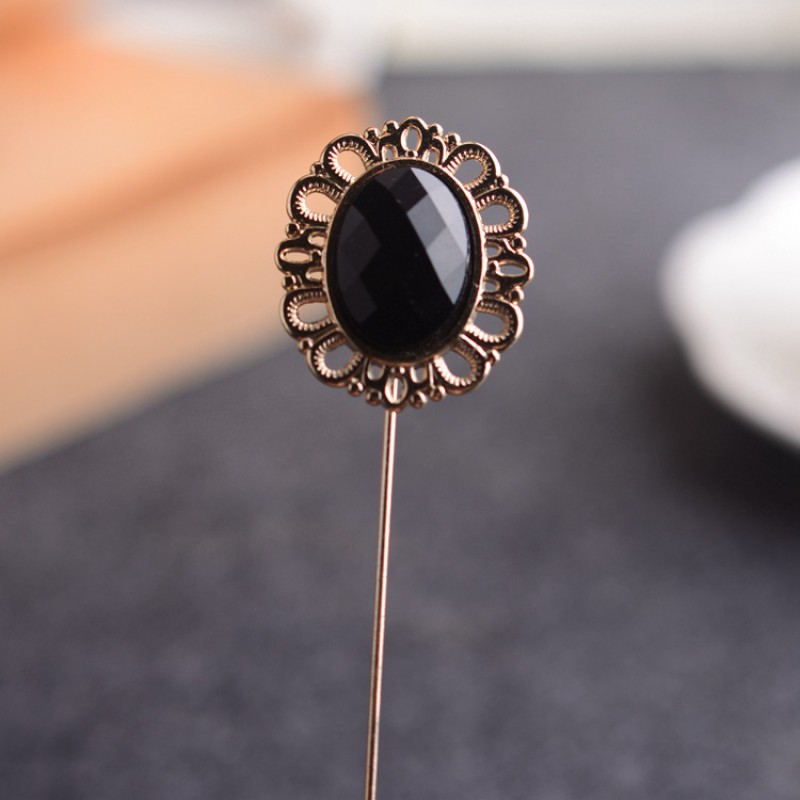 Gold Oval Vintage Hijab Pin 