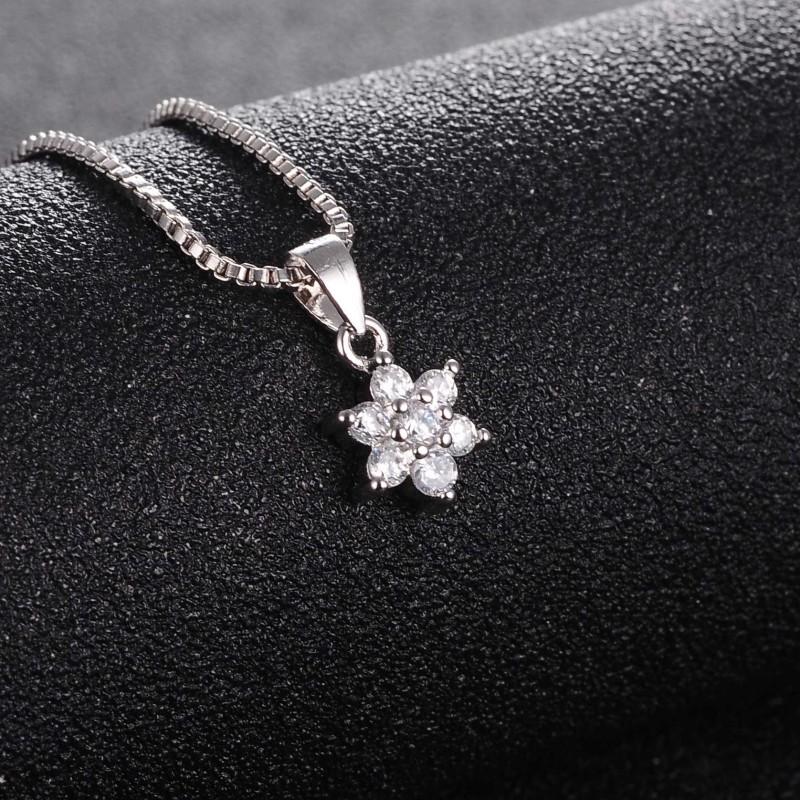 Crystal Daisy Polished Necklace
