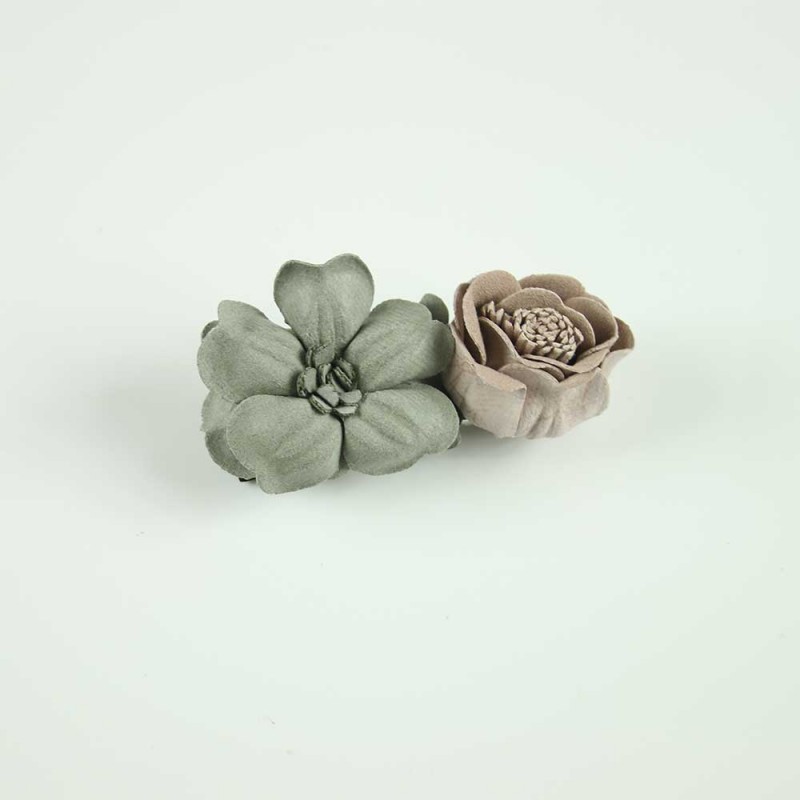 Grey Peach garden hair clip